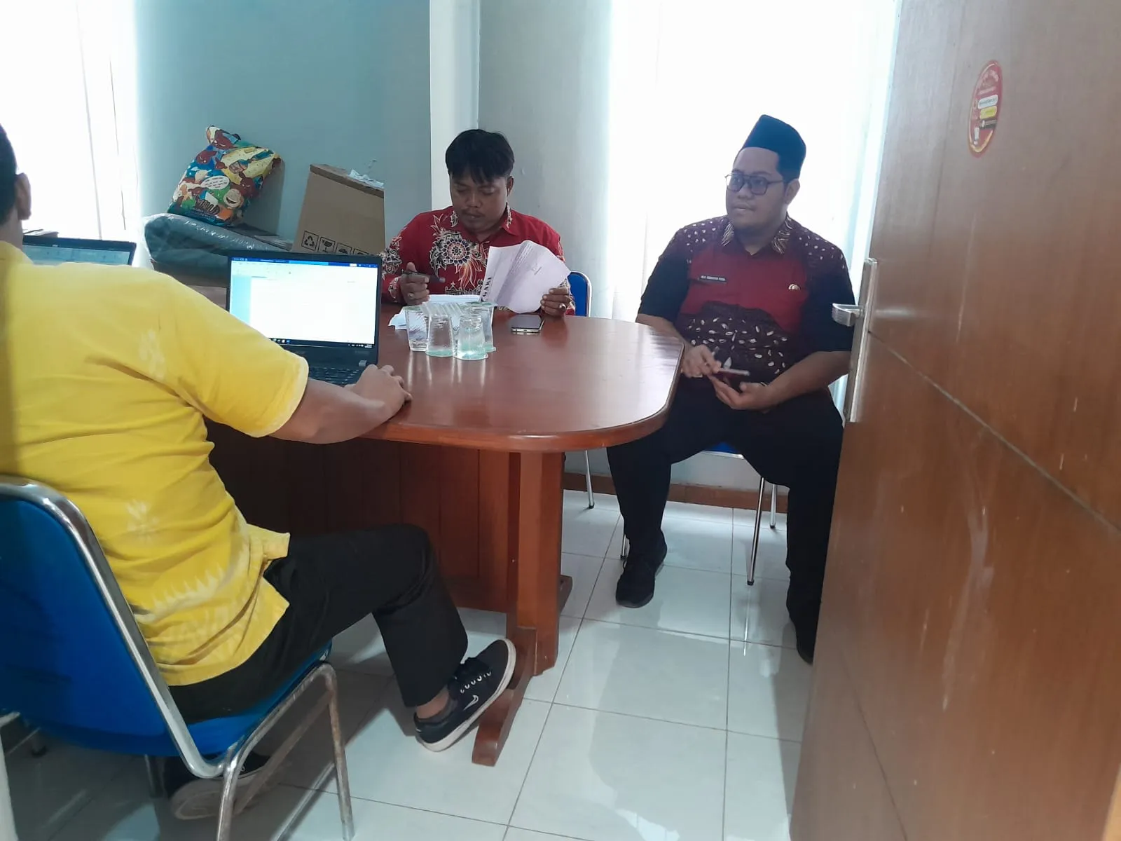 Farid Gaki Penuhi Panggilan Inspektorat Sumenep, Soroti Dugaan Kejanggalan Dana Desa Batang-Batang Daya