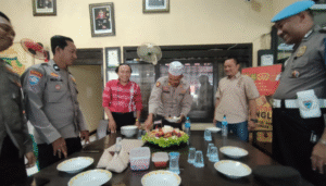 Momentum HUT Bhayangkara ke-79, Polsek Guluk-Guluk Gelar Tasyakkuran dan Kenaikan Pangkat Dua Anggota