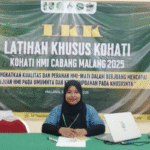 Perempuan Dan Perubahan Sosial Di Madura, Antara Tradisi Dan Emansipasi