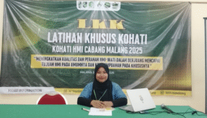 Perempuan Dan Perubahan Sosial Di Madura, Antara Tradisi Dan Emansipasi