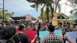 Hasyim Khafani saat tampil berorasi (Foto:Klik Times). 
