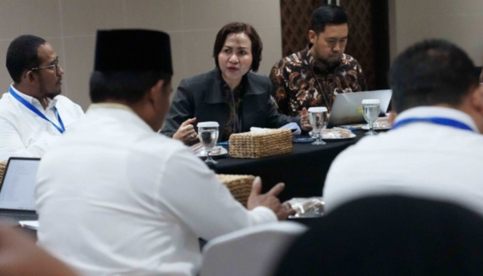 Bupati Sumenep Achmad Fauzi saat mengikuti pertemuan koordinasi bersama KPK di Gedung Merah Putih, Jakarta, bahas efisiensi dan transparansi APBD 2025. (Foto: Klik Times). 