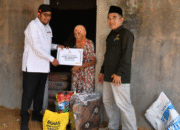 2 Lansia di Sumenep Dapat Bantuan Rumah dari Baznas, Bupati Turun Langsung Serahkan Kunci