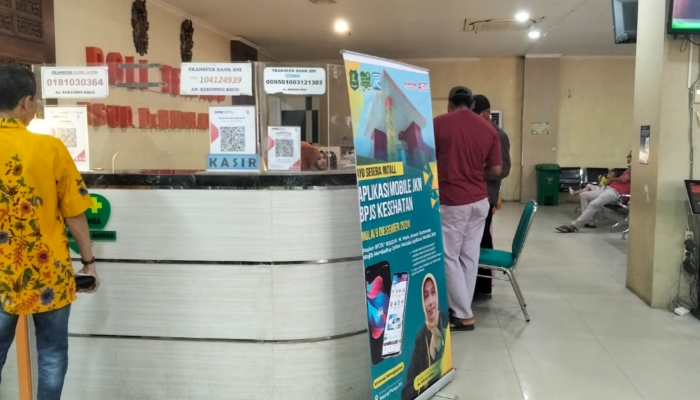 LUAR BIASA: RSUD dr. H. Moh. Anwar Sumenep terus menunjukkan komitmen pelayanan prima dengan memadukan teknologi dan kenyamanan bagi pasien.
