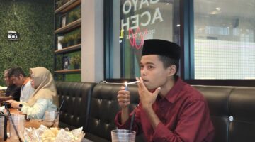 Nur Faizin dan Politik Gombalan ala Dilan