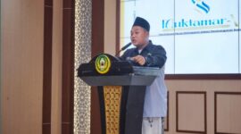 Ahmad Samsul Munir menyampaikan pidato perdananya usai terpilih sebagai Presidium Nasional Halaqoh BEM Pesantren Se-Indonesia periode 2025–2027, dalam Sidang Muktamar Halaqoh V di Universitas Darunnajah, Jakarta Selatan (Foto: Klik Times). 