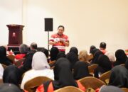 HUT ke-10, Achsanul Qosasi Ingatkan Karyawan KUP Pojur: Saat Sukses, Jangan Lupakan Madura