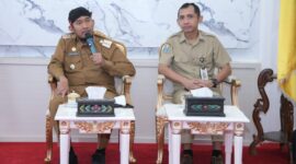 Bupati Sumenep Achmad Fauzi Wongsojudo saat meninjau Penganugerahan Inovasi Daerah dan Inovasi Teknologi 2025 di Rumah Dinas Bupati (Foto:Klik Times). 