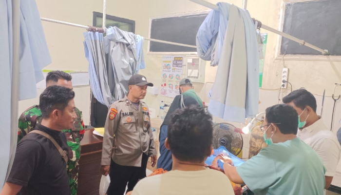 Pelaku diamankan polisi dan menjalani perawatan di RSUD Sumenep. (Foto/Klik Times). 