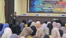 Fauzi As, Pengamat Kebijakan Publik dalam sebuah kegiatan. Foto/Klik Times. 