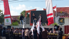 APMS Gelar Aksi Demonstrasi di Halaman Kantor Pemkab Sumenep. Foto/Klik Times. 
