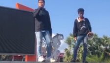 Koorlap aksi, Dedy Wahyudi, meletupkan kekecewaannya atas absennya Bupati dalam aksi demontrasi. Foto/Klik Times. 