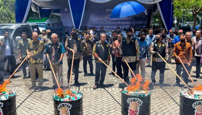 Menkeu Purbaya Musnahkan 235 Juta Batang Rokok Ilegal, GPR: Itu Baru Permukaan, Akar Masalah Ada di Madura