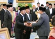 Presiden Prabowo Subianto Anugerahkan Gelar Pahlawan Nasional untuk Syaikhona Kholil Bangkalan