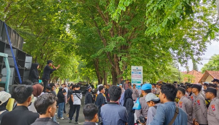 Demo di Mapolres Sumenep, Aliansi Perempuan dan Anak Nilai Keadilan Sedang Dikhianati