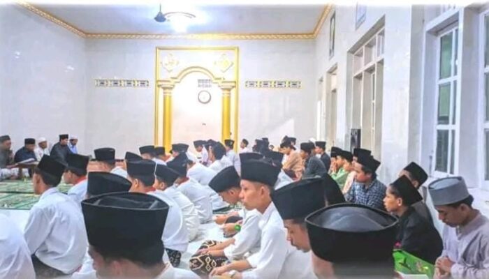 Mahasiswa UIN Siber Syekh Nurjati Gelar KKN Jarak Jauh, Hidupkan Aktivitas Keagamaan dan Lingkungan di Desa Bragung