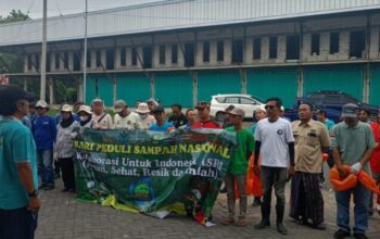 DLH Sumenep Gandeng Warga dan Jurnalis Bersihkan Lingkar Timur di HPSN 2026
