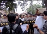 Gempar Kepung Diskop UKM Perindag Sumenep, Tuding Kebijakan Batik Tak Transparan