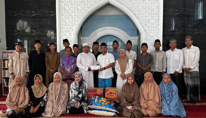 Perayaan HUT ke-4 Nusainsider.com Diwarnai Santunan 40 Anak Yatim di Panti Asuhan Muhammadiyah Sumenep