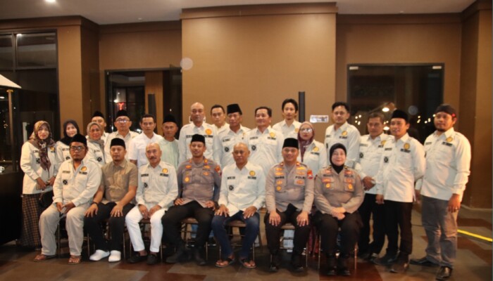 Jaga Harkamtibmas, Polres Sumenep Gelar Ngopi Bersama dan Halal Bihalal dengan PKDI