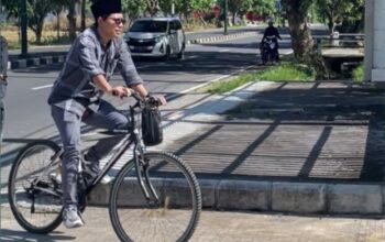 Fraksi PDIP DPRD Sumenep Pilih Gowes ke Kantor, Gerakan Hemat BBM Mulai di Gas