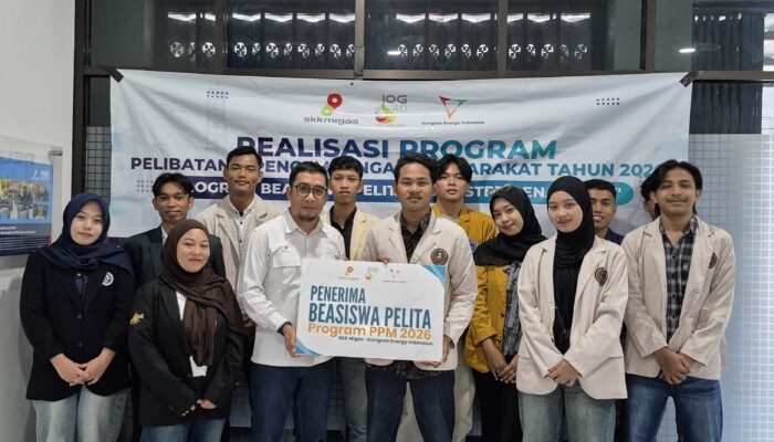SKK Migas–KEI Salurkan Beasiswa Pelita untuk 22 Mahasiswa Sapeken dan Raas