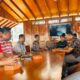 Kabar Madura Perkuat Sinergi dengan Polres Pamekasan untuk Sukseskan Jalan Sehat HUT ke-14