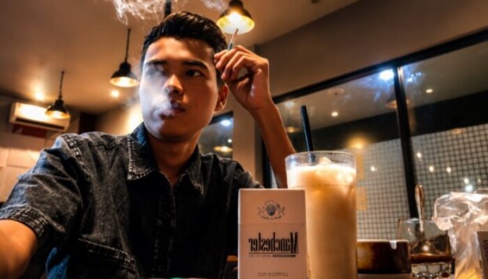 Seni Menghindari Konfirmasi di Balik Kursi Empuk Komisaris BUMD