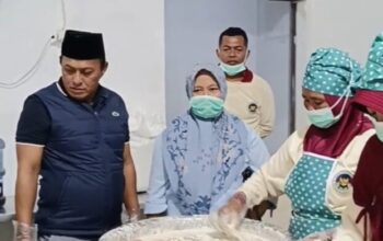 Sidak Dapur MBG di Pamekasan, Ketua Satgas Terekam Masuk Area Produksi Tanpa Masker