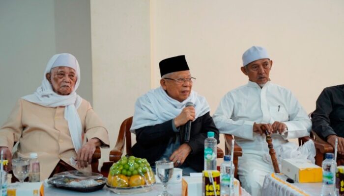 Kiai Sepuh Lirboyo Ingatkan Muktamirin Jaga Marwah NU, Hindari Tekanan dan Pertikaian