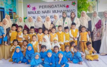 KKN UA Posko 09 Edukasi Siswa PAUD dan RA Agung Damar tentang Pemilahan Sampah