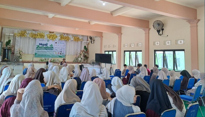 Bekali Santri dan Mahasiswa, LensaMadura.com Buka Ruang Belajar Jurnalistik