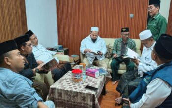 PW ISNU Jatim Ziarah Syaichona Cholil, Perkuat Konsolidasi dan Khidmah Organisasi