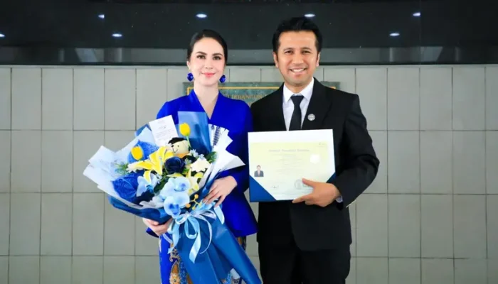 Emil Dardak Sabet Penghargaan Lulusan Terbaik ITB, Kenang Jejak Sang Ayah